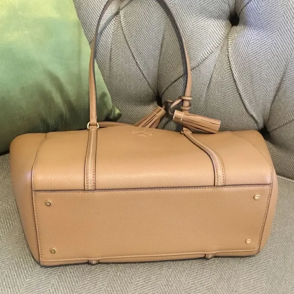 TORY BURCH CARTER TOTE LAPTOP TRAVEL SHOPPING OFFICE TIRAMISU